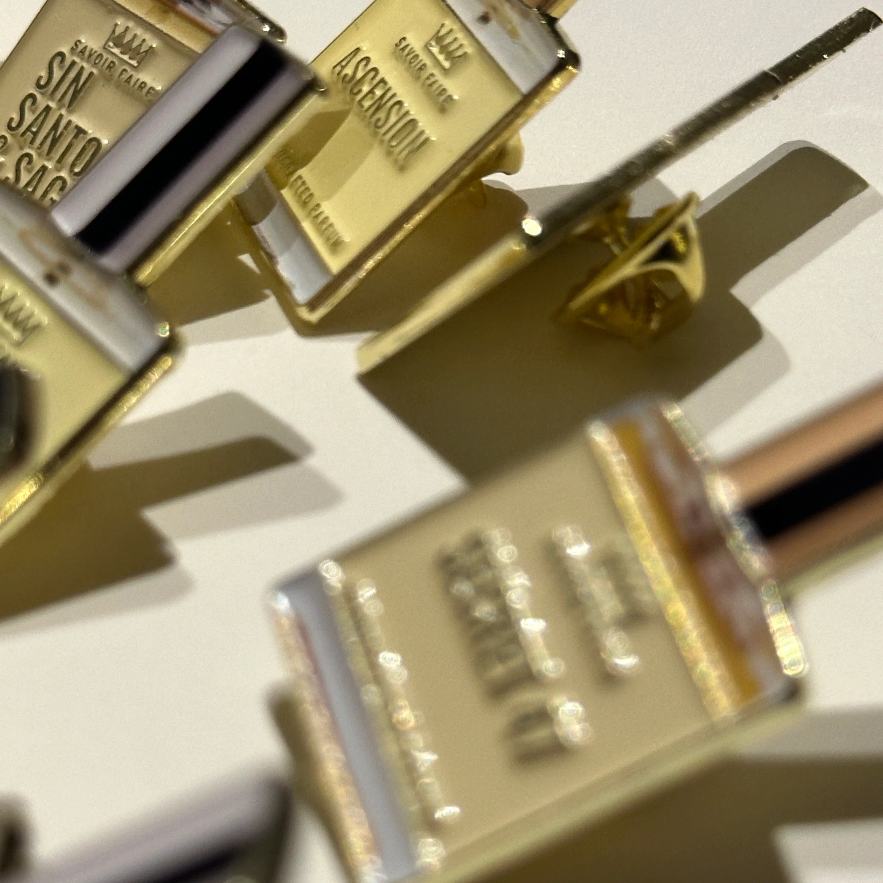 Classic Parfum Pins - Image 6